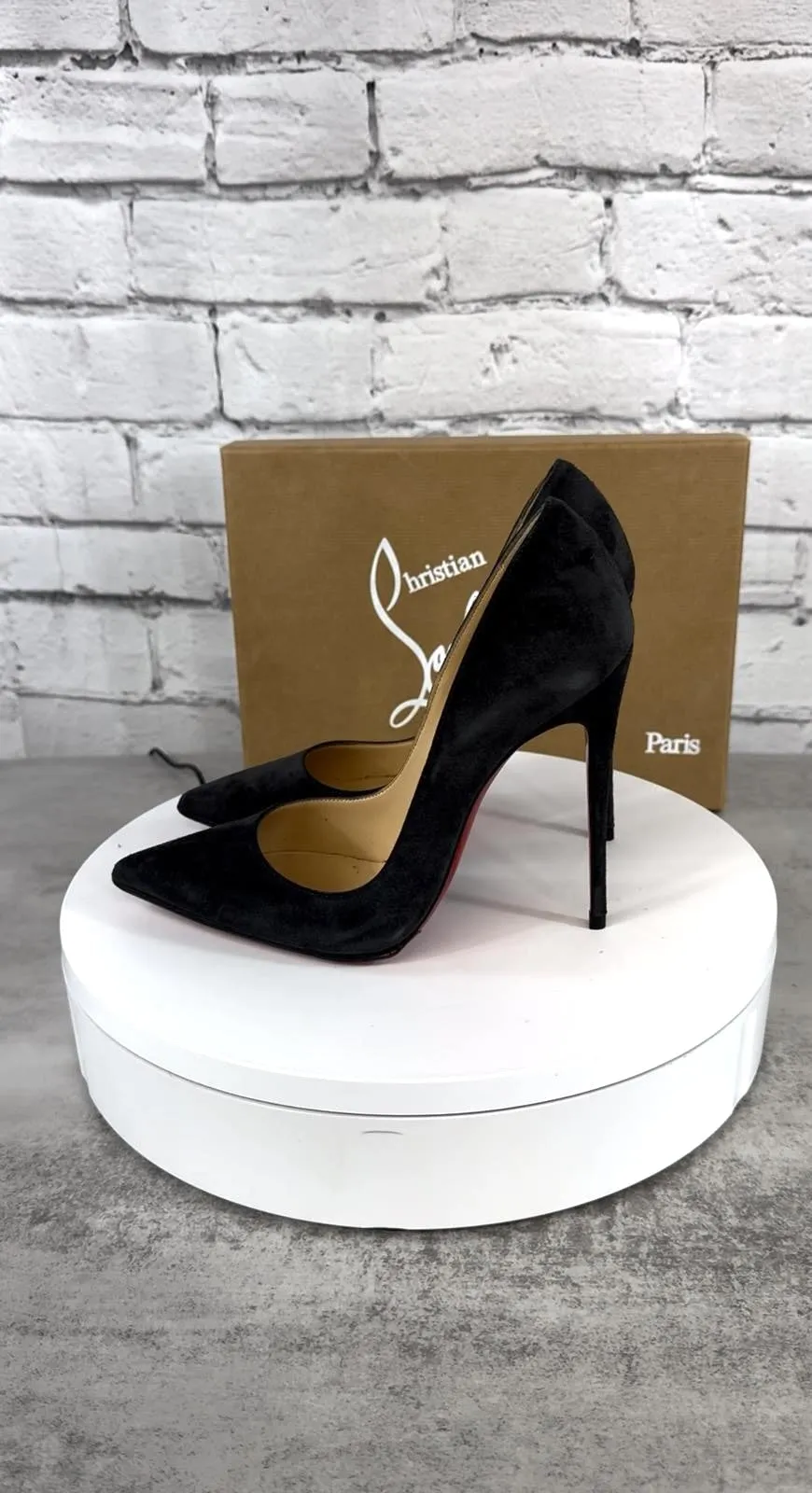 CHRISTIAN LOUBOUTIN SO KATE SUEDE PUMPS