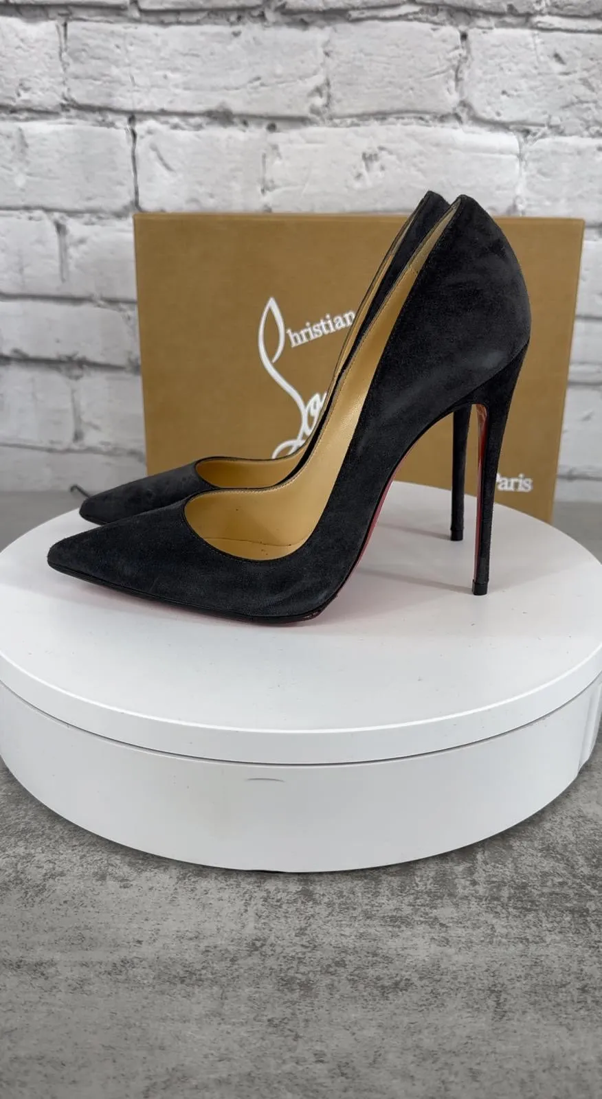 CHRISTIAN LOUBOUTIN SO KATE SUEDE PUMPS