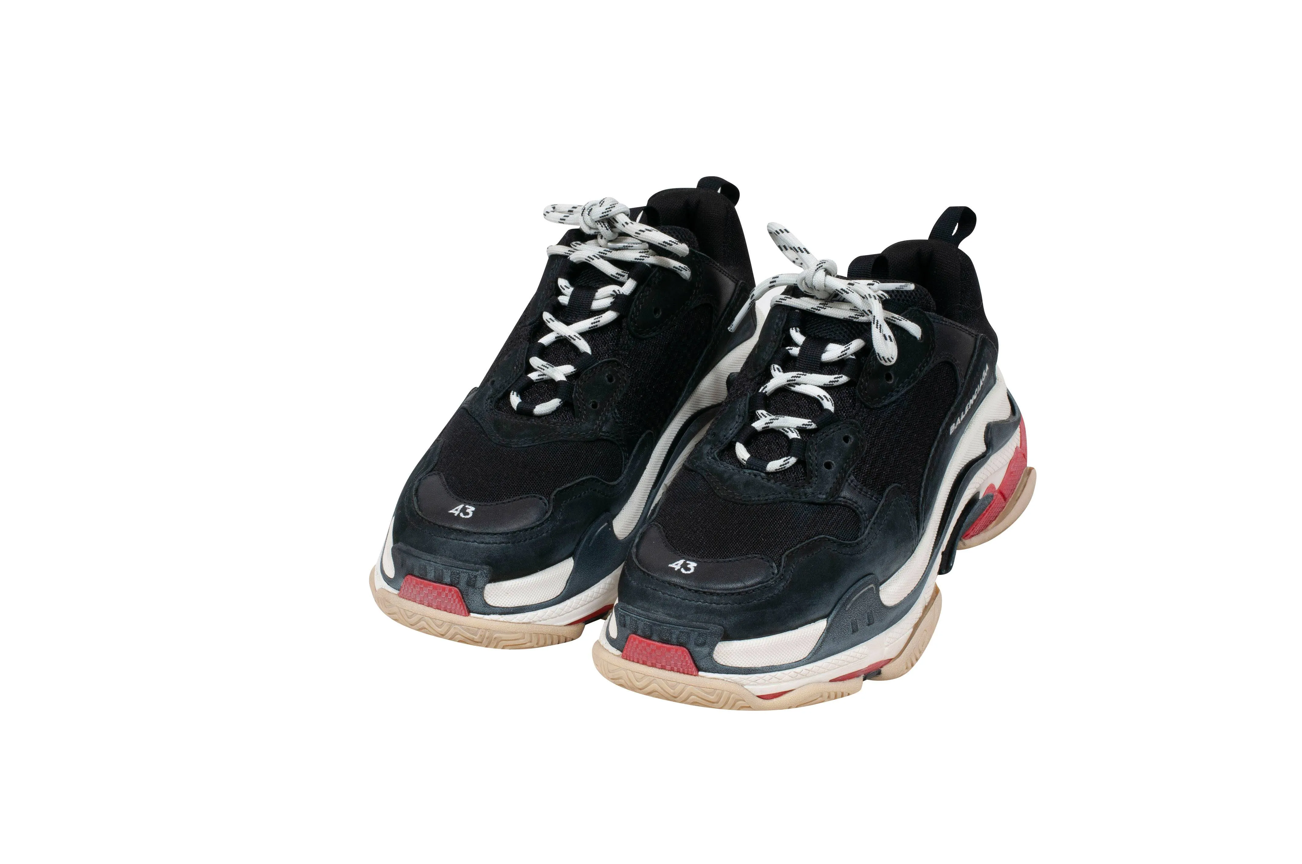 Triple S (Black)