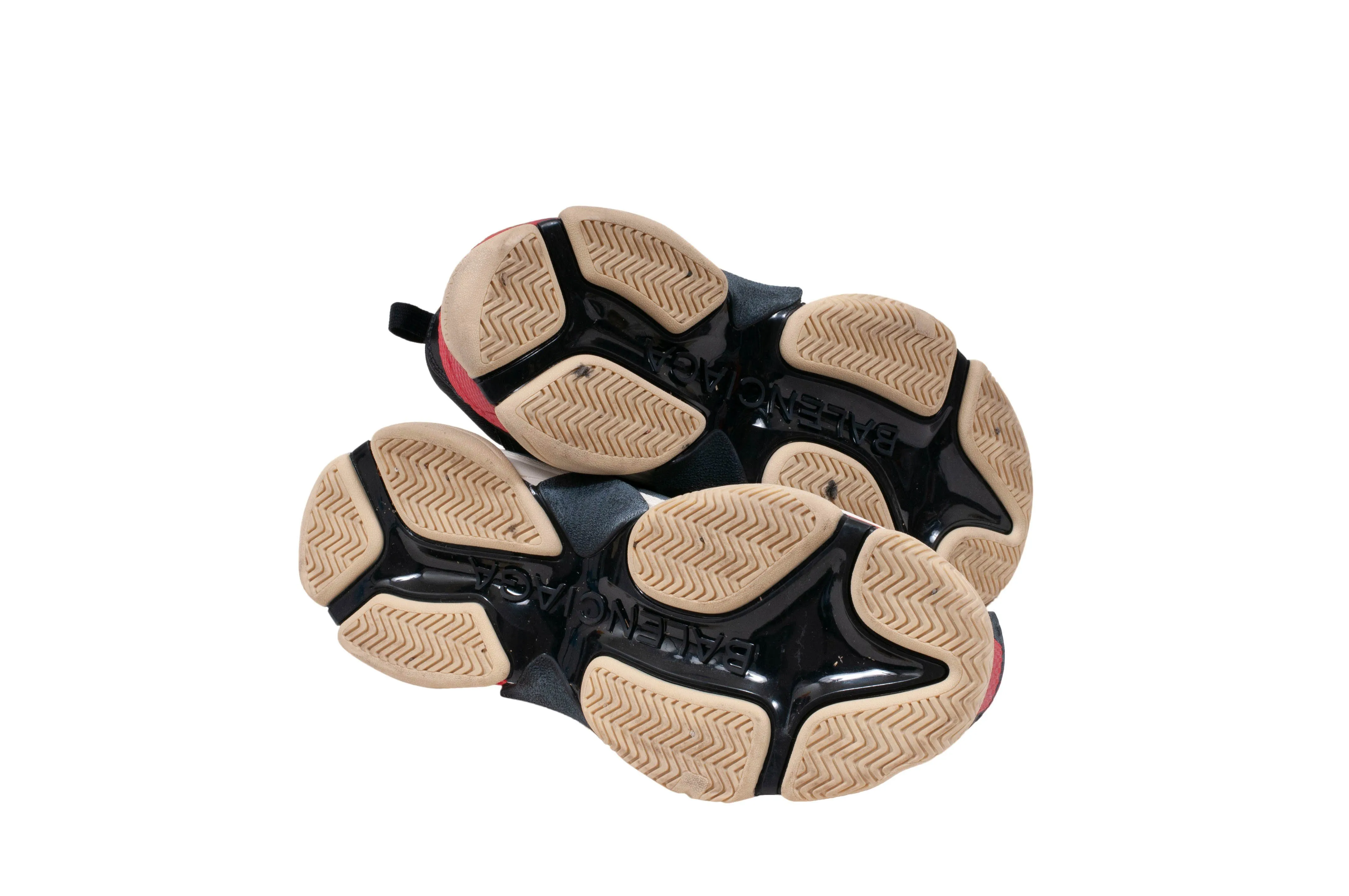Triple S (Black)