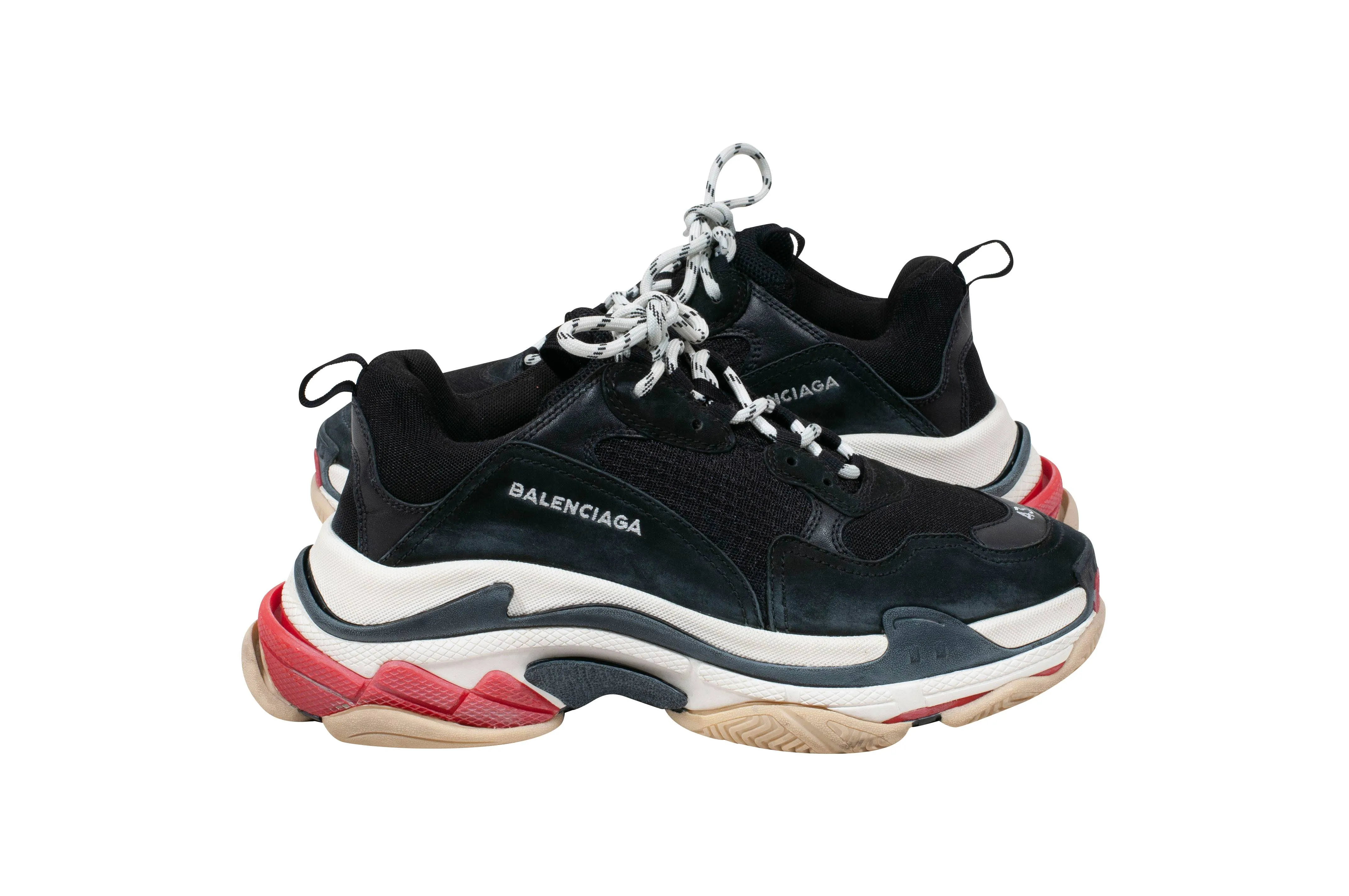 Triple S (Black)